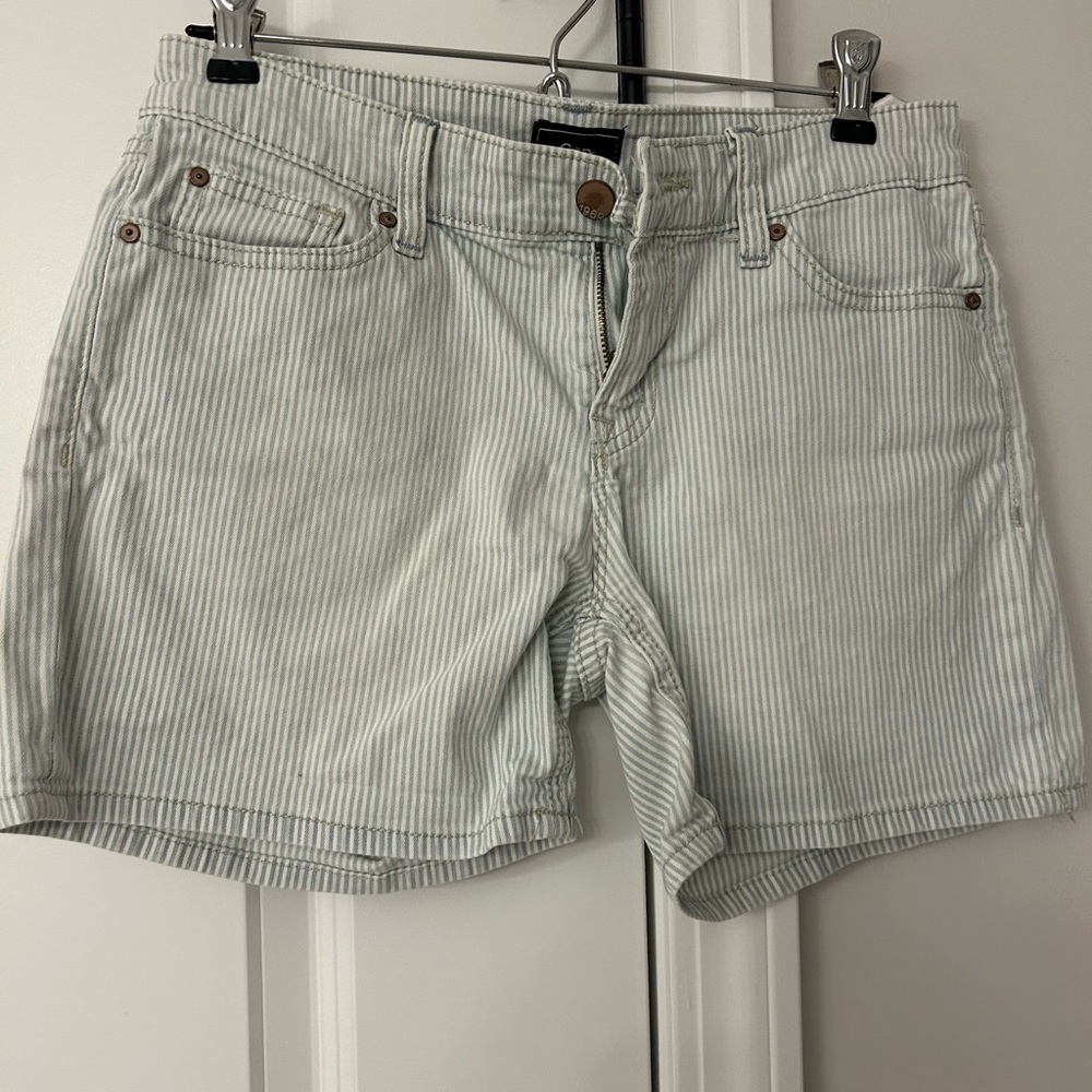 Gap shorts, blue and white stripe. EUC. Size 0.